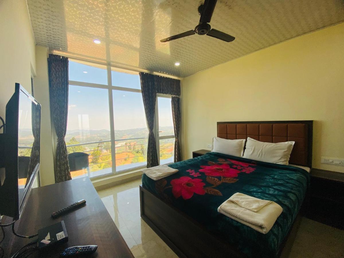 Tulips Valley View Resorts Уті Екстер'єр фото